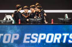 开云体育下载-包含DFM轻取FLY，JackeyLove团战一打五宿命之战小组赛，点燃全场激情的词条