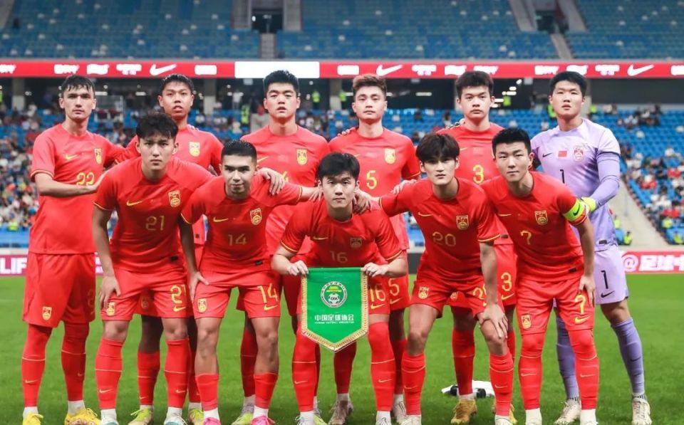 中国国家队在国际比赛中连胜，精彩比赛持续