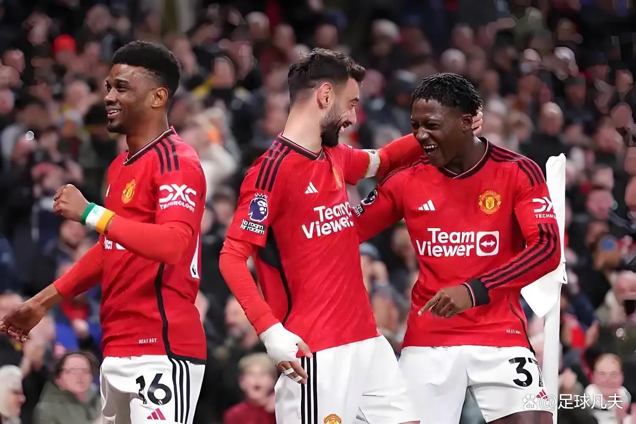 曼联主场告捷,莱切斯特城遭遇重挫 曼联主场告捷,莱切斯特城遭遇重挫