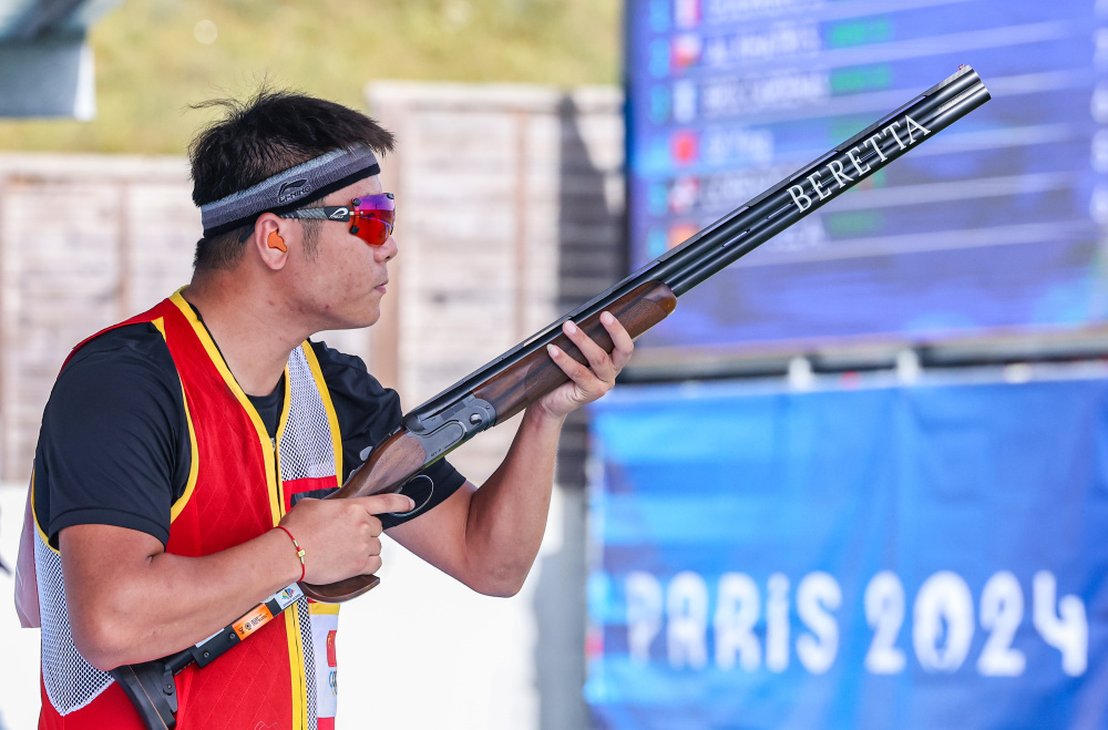 射击比赛中英国选手实现连胜，登顶夺冠
