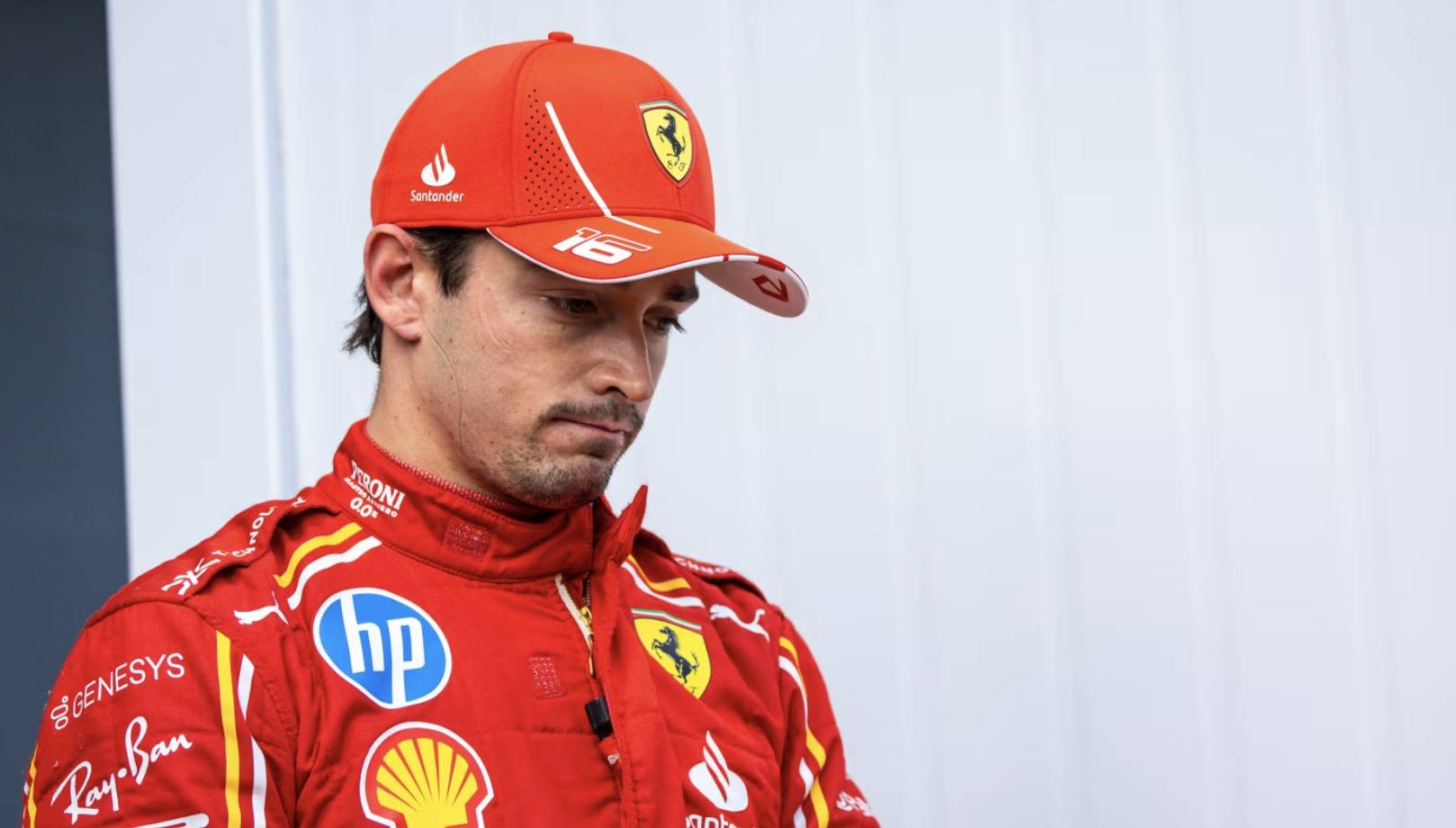 雷诺车队鏖战红牛车队，勒克莱尔惊艳四座